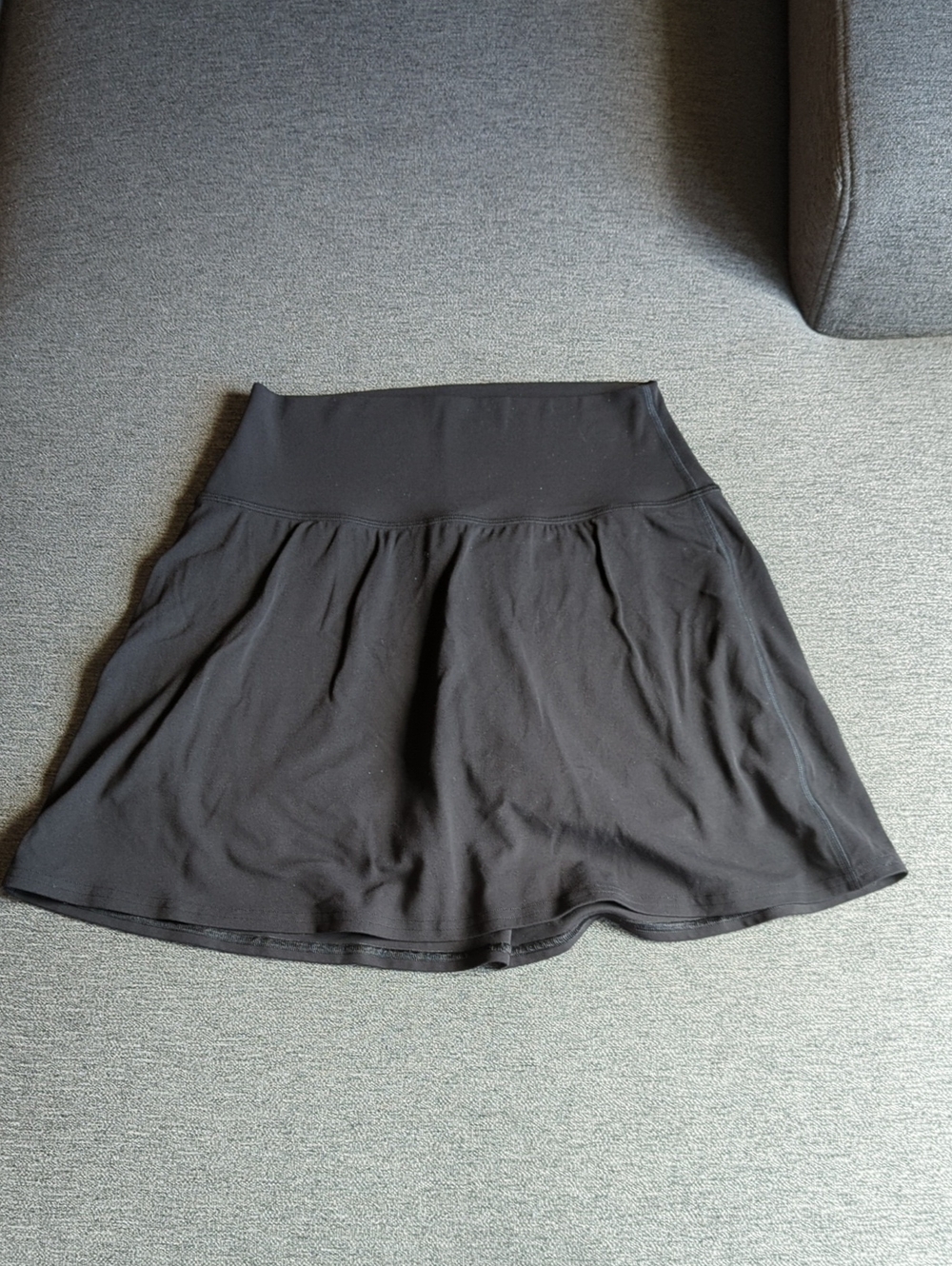 Lululemon Women’s Align Black Skirt 6 (Longer Length)